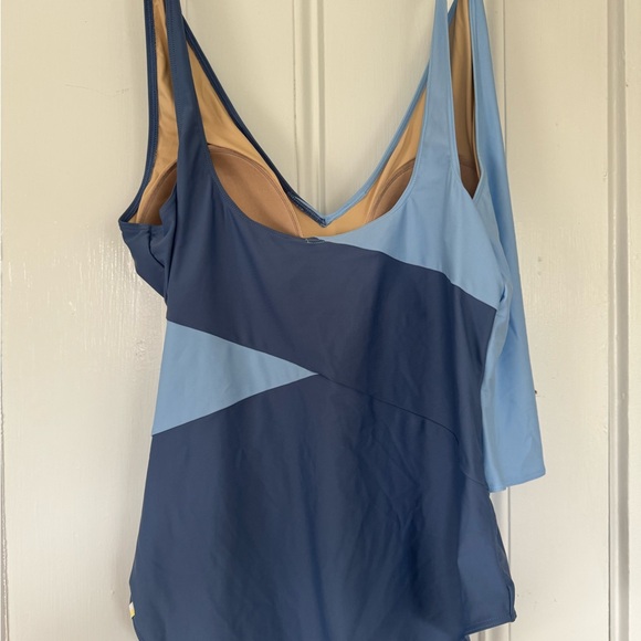 Summersalt The Perfect Wrap One Piece - Picture 2 of 5